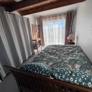 Provençale , Éguilles France